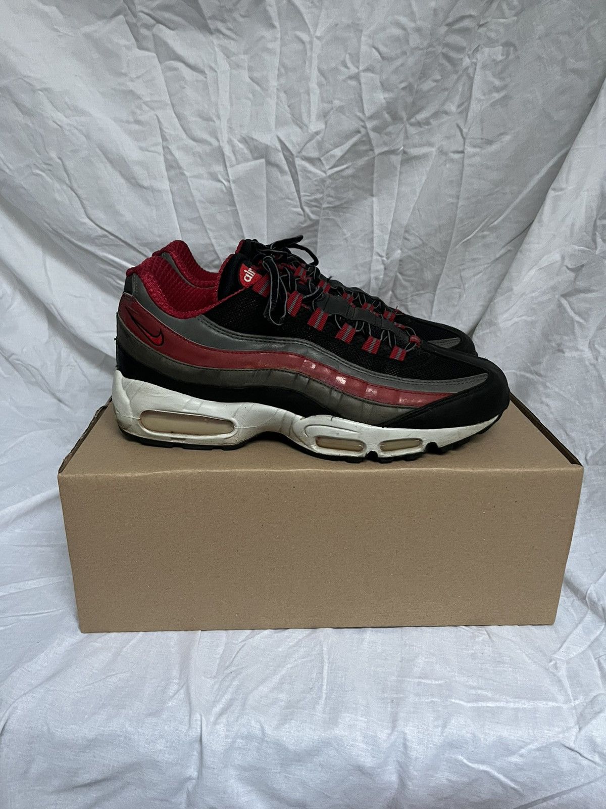Nike Nike Air Max 95 Premium « Black Varsity Red »🍷 Size US 10 / EU 43 - 3 Thumbnail