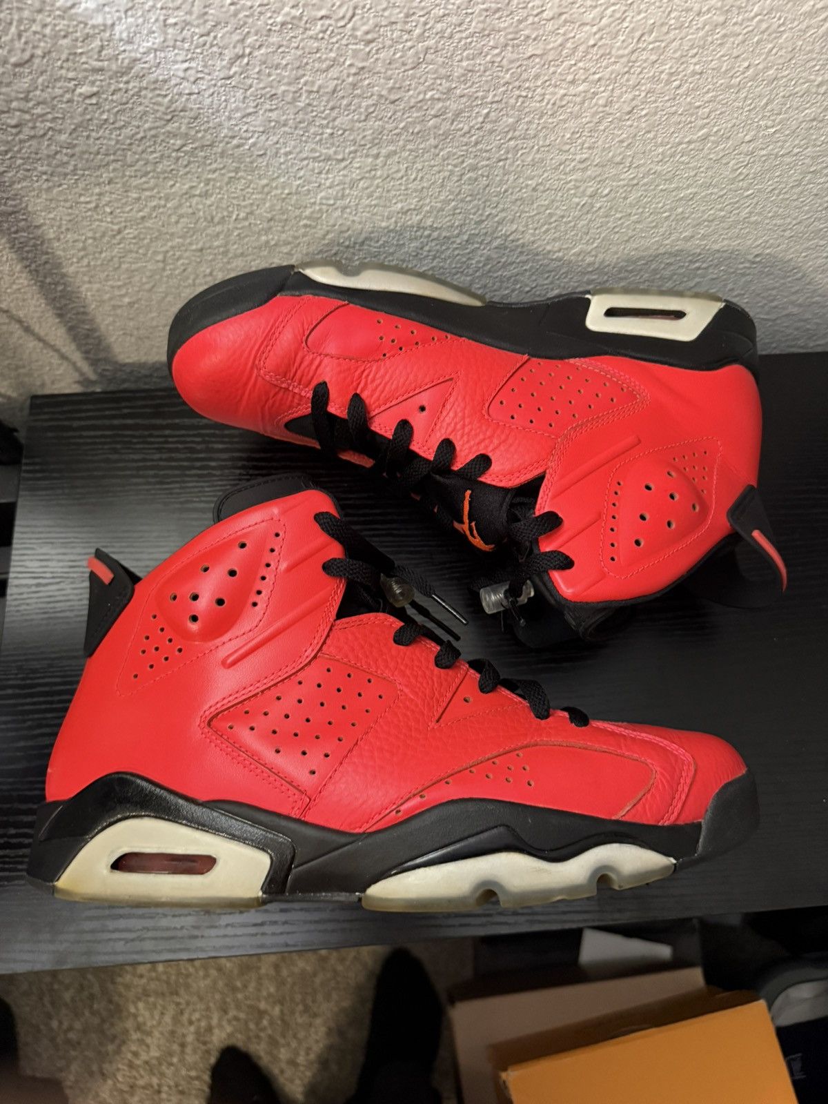 Jordan Brand Air Jordan 6 ‘Infrared’ Size US 9.5 / EU 42-43 - 2 Thumbnail