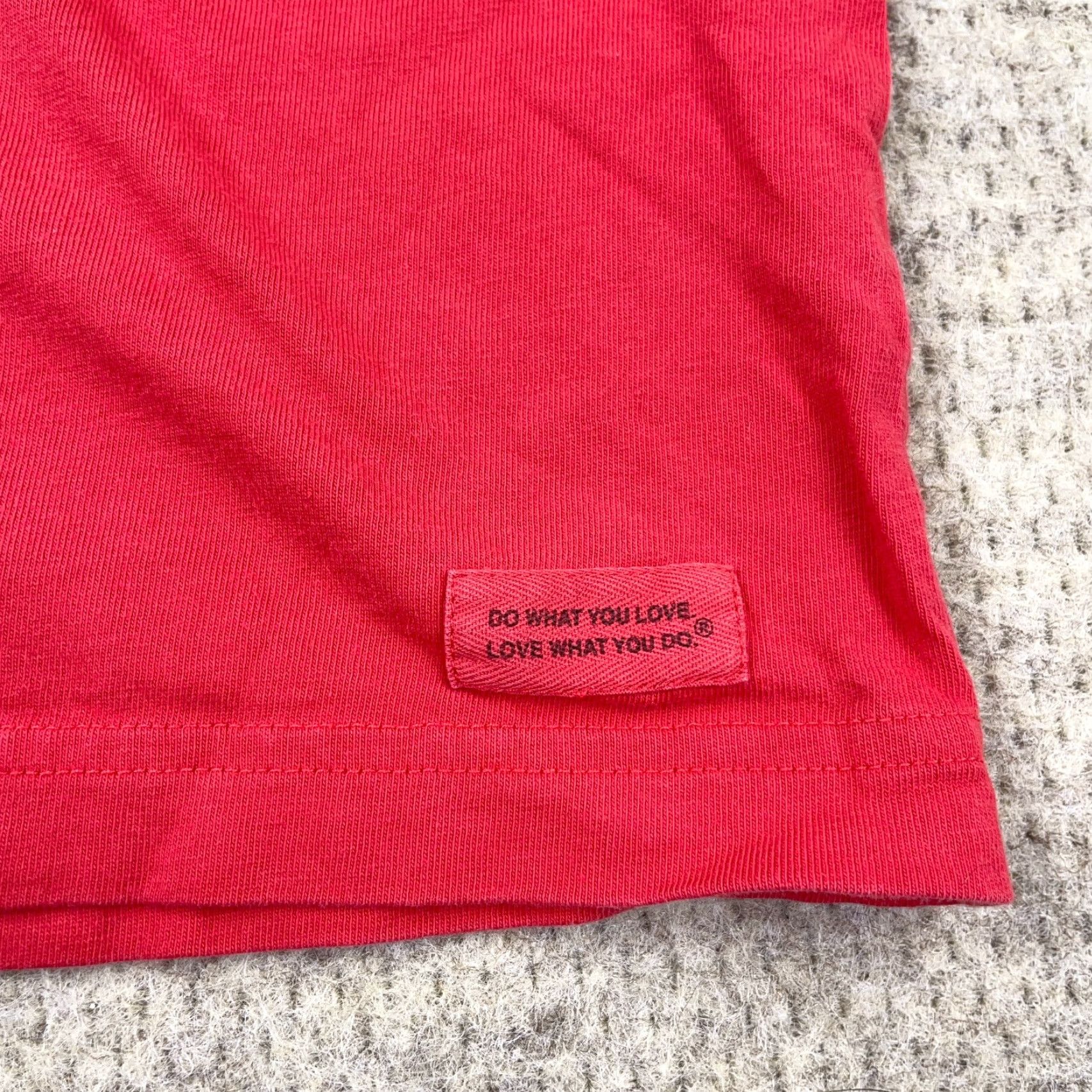 Life is Good Life Is Good Shirt Men Large Red Crusher Tee Classic Fit Spellout Logo Adult Size US L / EU 52-54 / 3 - 3 Thumbnail