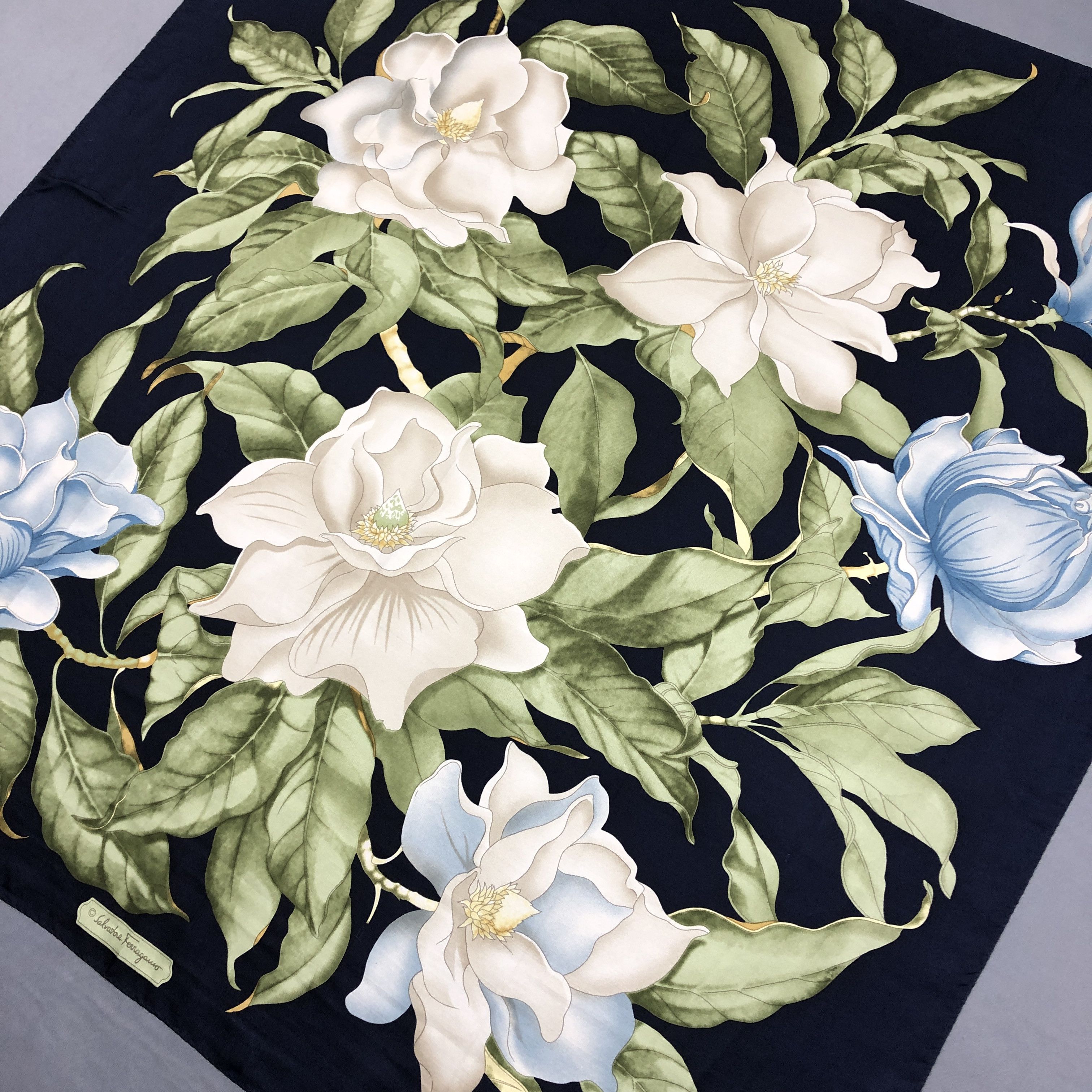 Salvatore Ferragamo × Vintage Vintage Salvatore Ferragamo SILK Scarf Stole Wraps Scarves Size ONE SIZE - 4 Thumbnail