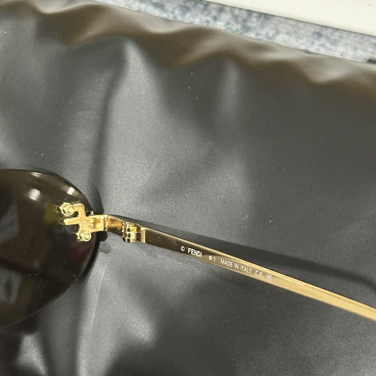 Fendi FENDI FE4075US 30A SUNGLASSES Size ONE SIZE - 9 Thumbnail
