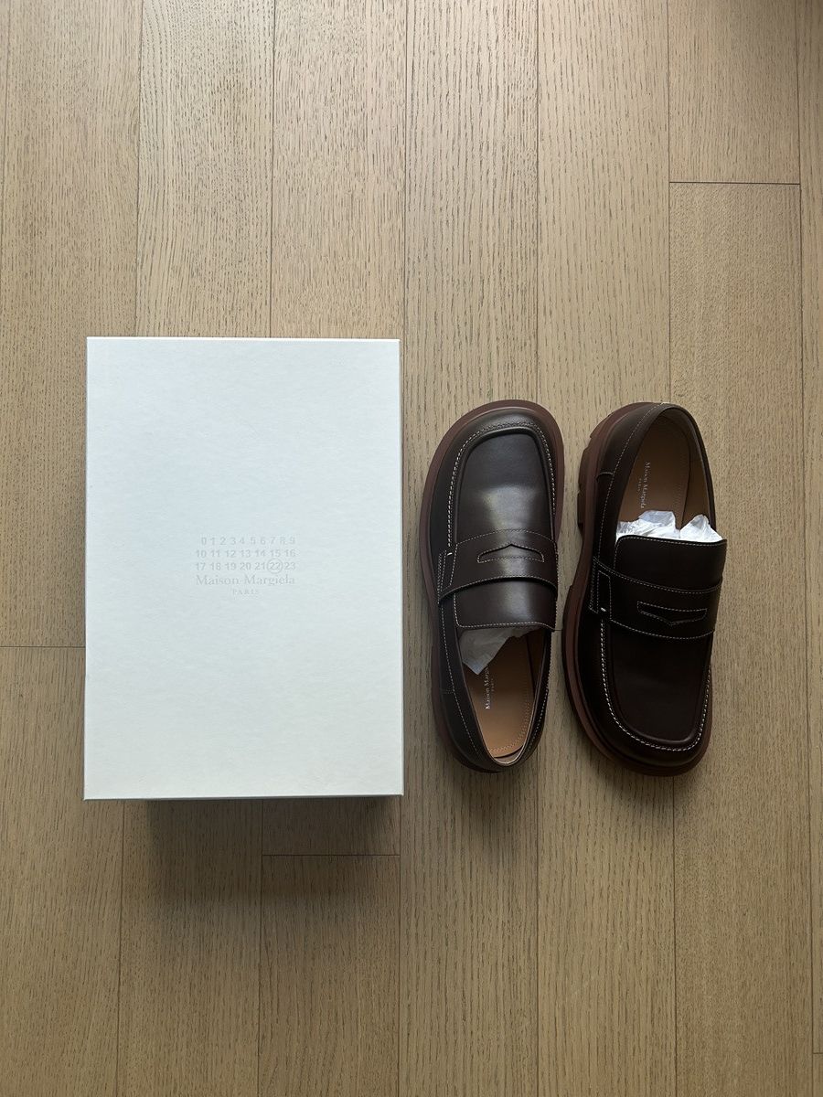 Maison Margiela Leather Loafer in Brown