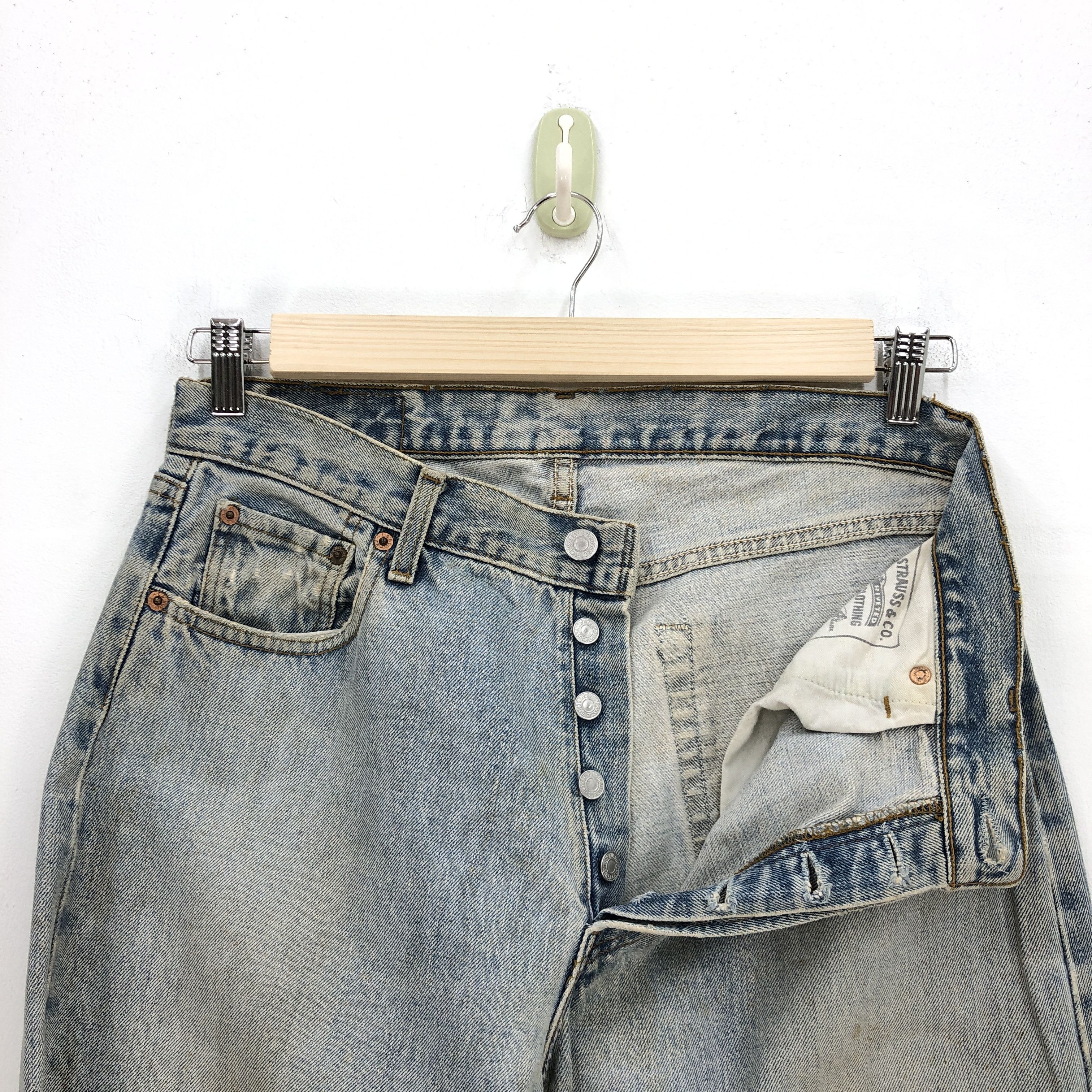 Levi's Vintage Levis 517 Light Wash Jeans Levi's Button Up Denim Size US 32 / EU 48 - 5 Thumbnail
