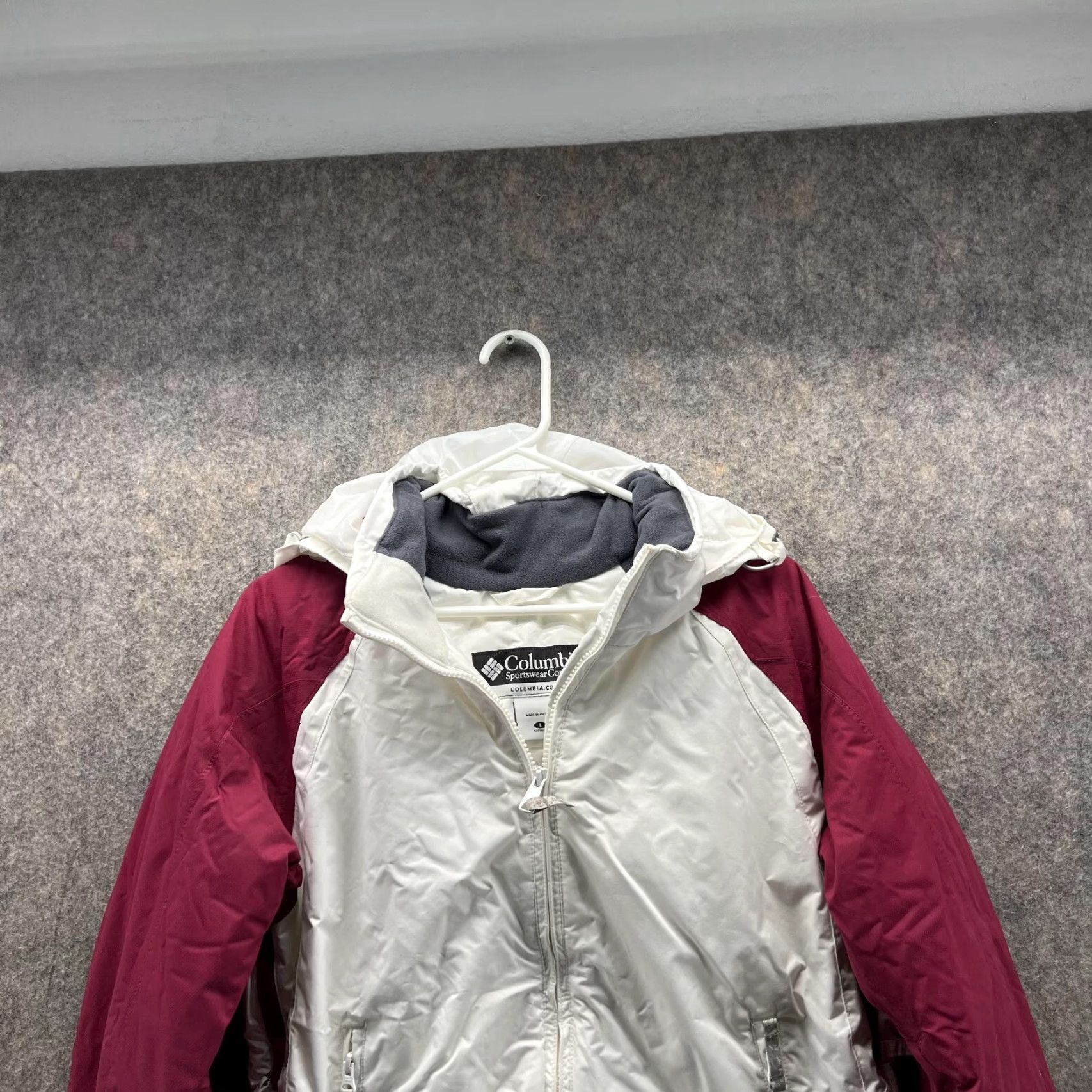 Vintage VINTAGE Columbia Jacket Women Large Parka Hooded Red White Full Zip Sportswear Size L / US 10 / IT 46 - 2 Thumbnail