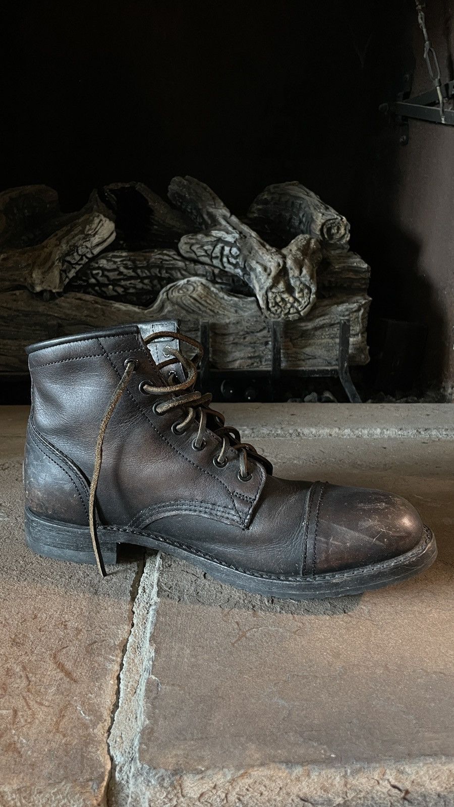 Frye FRYE LOGAN CAP TOE DISTRESSED Grailed