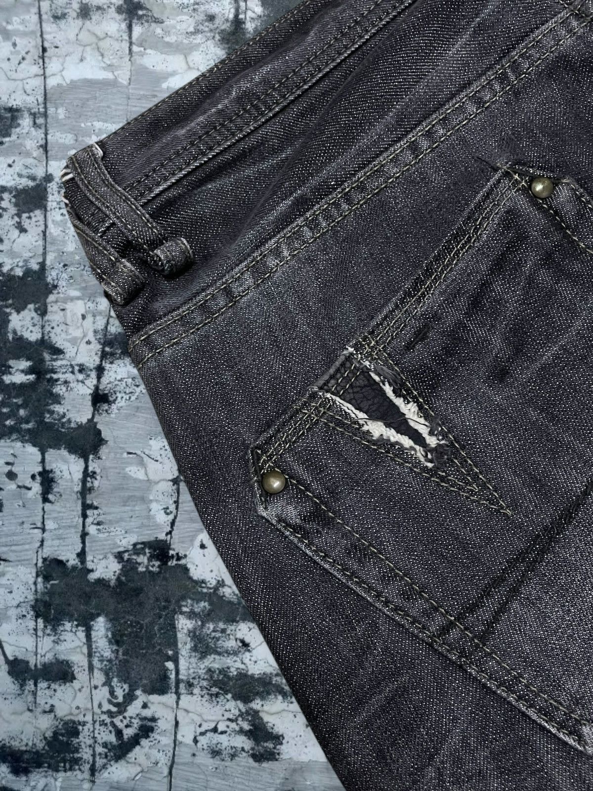 Tornado Mart Vintage 1990s Og Japan Designer RattleTrap Distressed Denim Size US 29 - 19 Thumbnail
