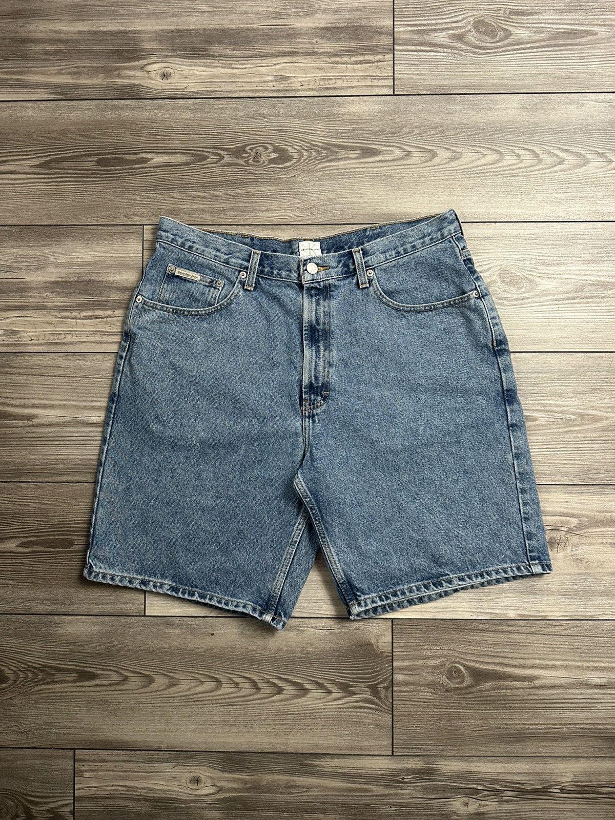 Calvin Klein × Vintage Vintage Y2K Calvin Klein Denim Shorts Size US 36 / EU 52 - 1 Thumbnail