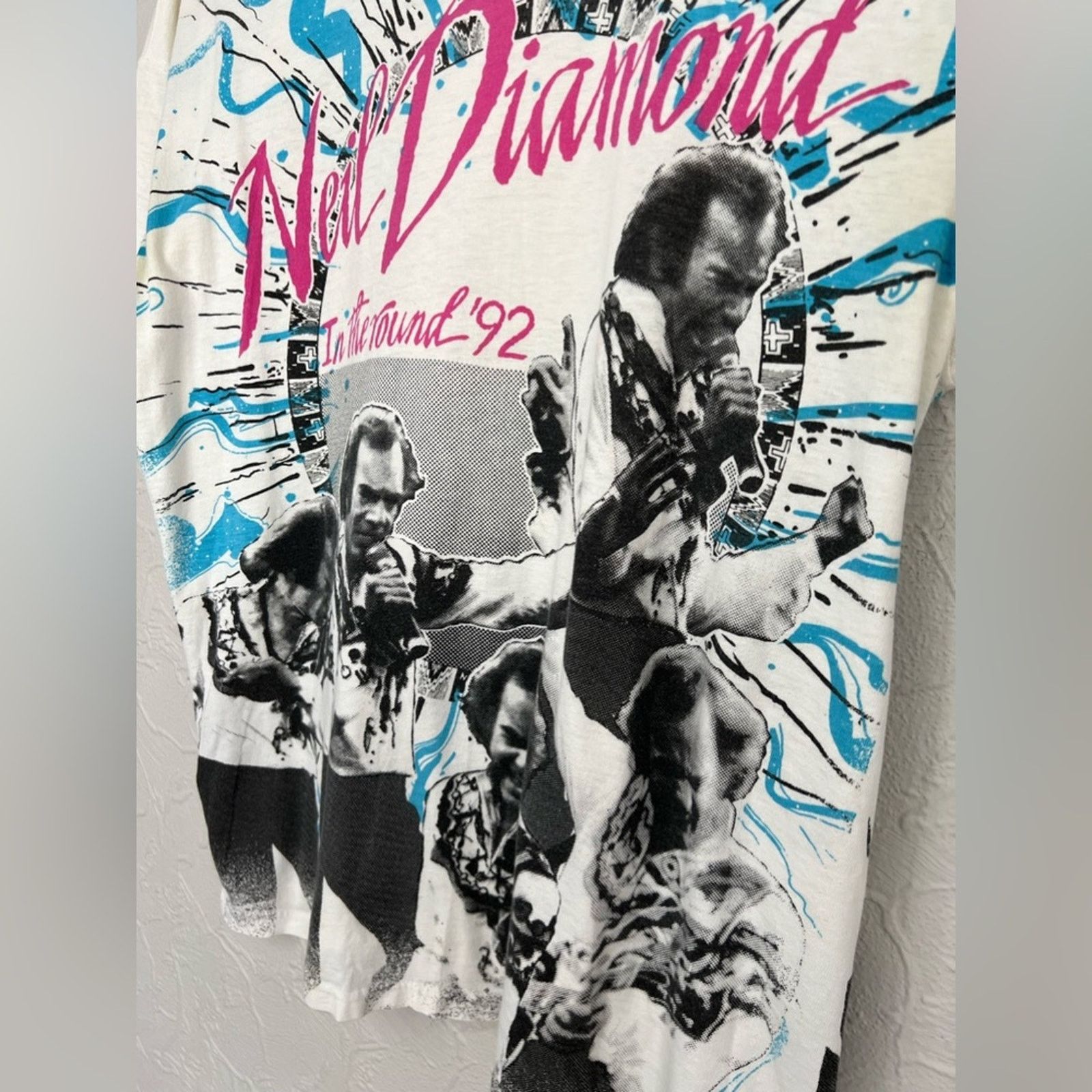 Band Tees Vintage Neil Diamond Shirt Tour Band Tee AOP 90s RARE USA Size US XL / EU 56 / 4 - 4 Thumbnail