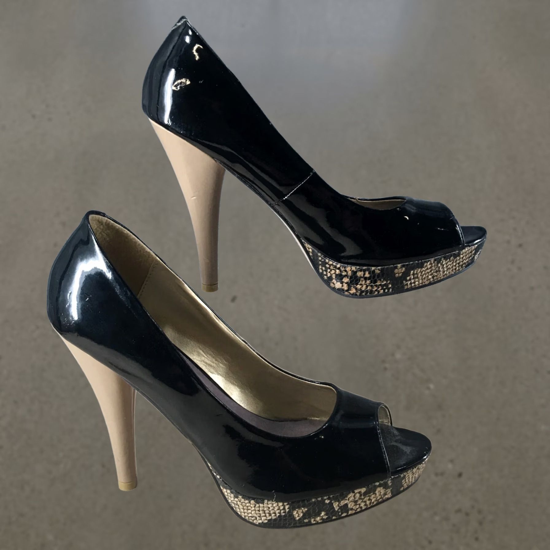 Vintage Madden Girl Heels Womens 8.5 Black Snakeskin Pumps Slip On Peep Toe Size US 9 / IT 39 - 1 Thumbnail