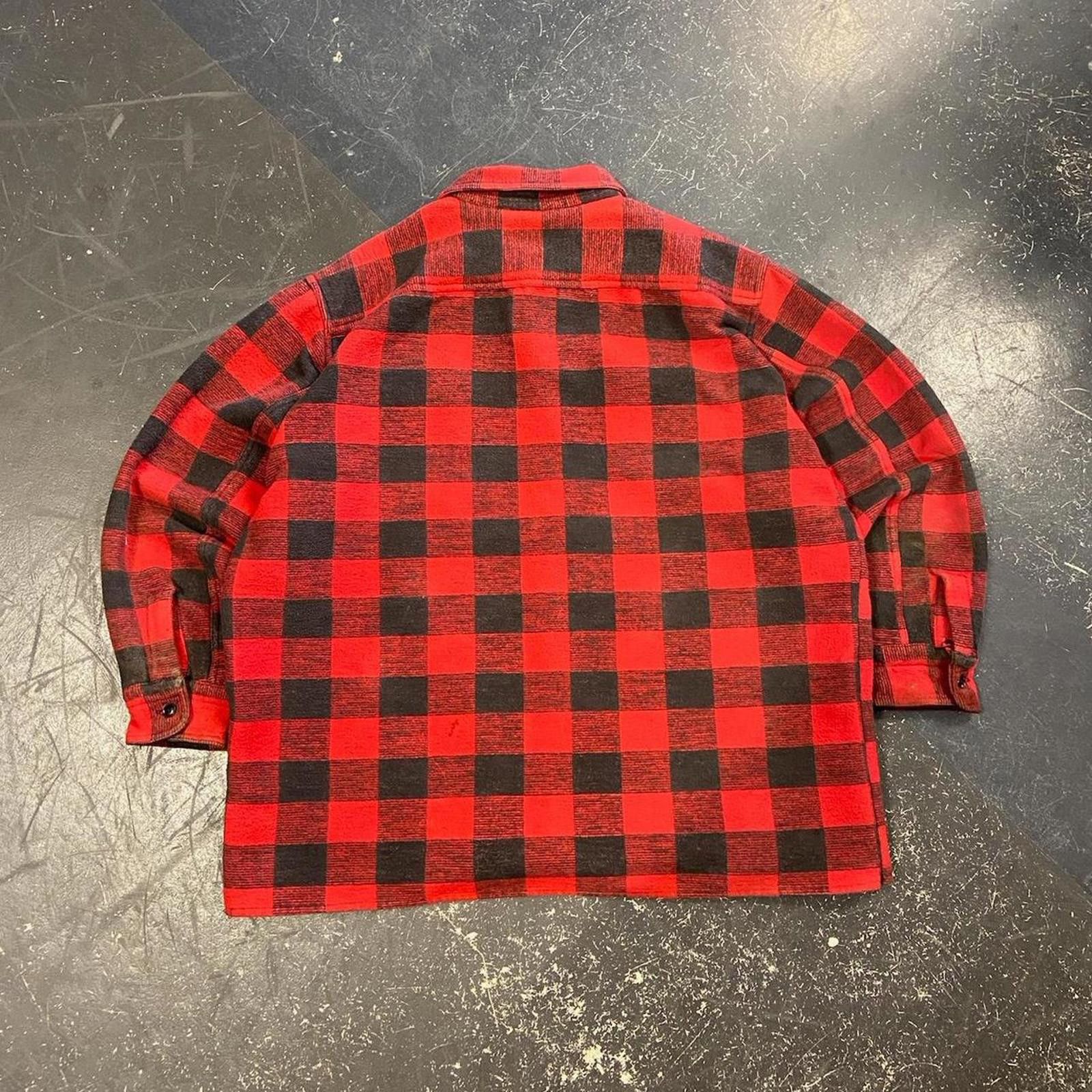 Vintage Vintage Red Plaid Button Up Size US XL / EU 56 / 4 - 8 Thumbnail