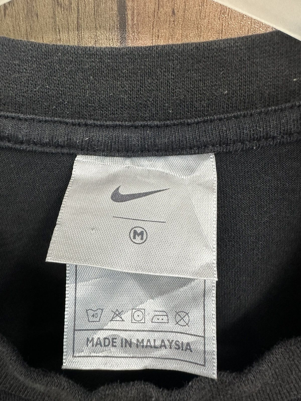 Nike Nike Y2K Single Pocket Limited Tshirt A439 Size US M / EU 48-50 / 2 - 7 Thumbnail