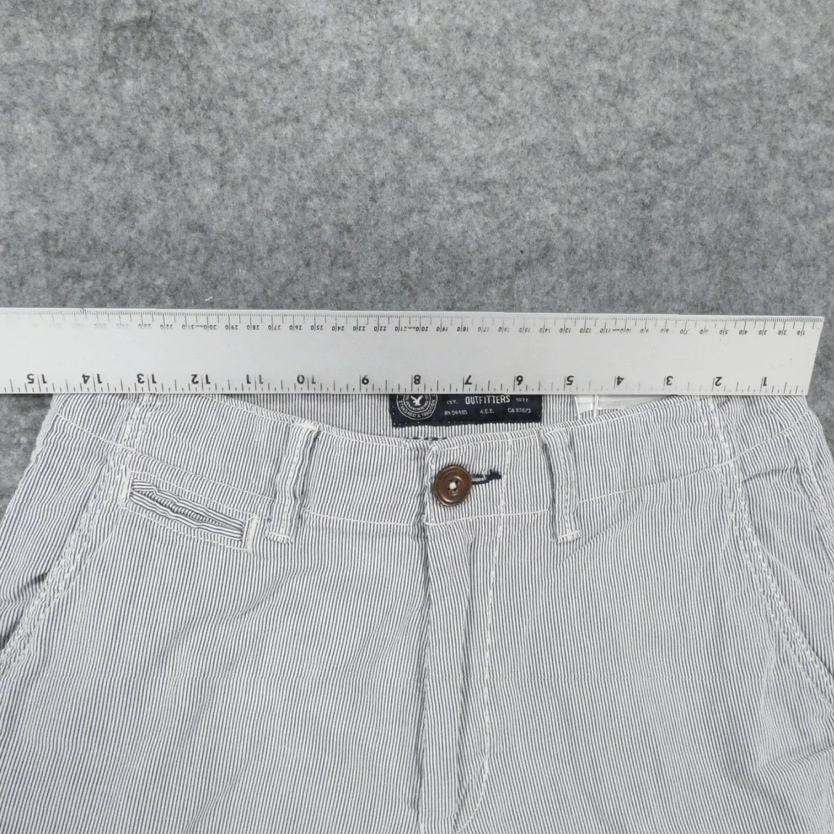 American Eagle Outfitters American Eagle Shorts Mens 28 Classic Chino Flat Front Blue White Striped Size US 28 / EU 44 - 7 Thumbnail