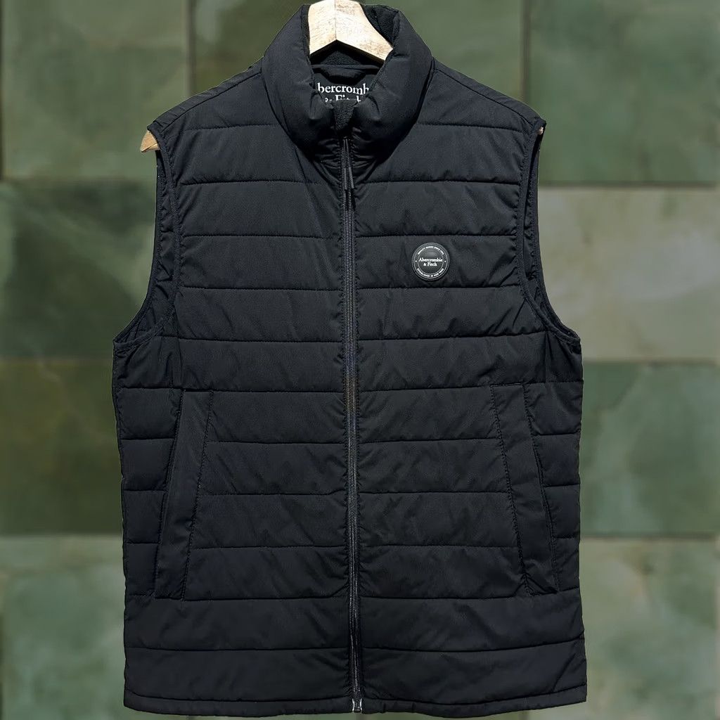 Abercrombie & Fitch VINTAGE Abercrombie & Fitch Lightweight Vest Men S Black Full Zip Primaloft Size US S / EU 44-46 / 1 - 1 Thumbnail