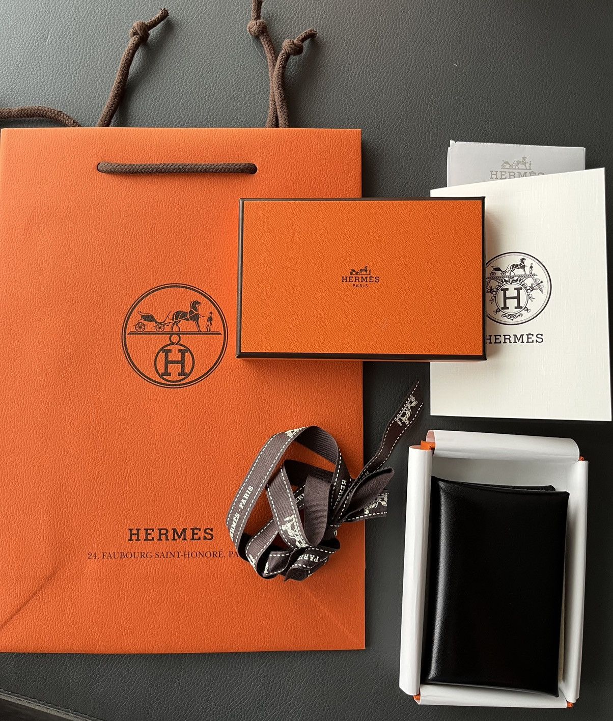 Hermes Extremely Rare Hermes Calvi Wallet Box Leather Size ONE SIZE - 9 Thumbnail