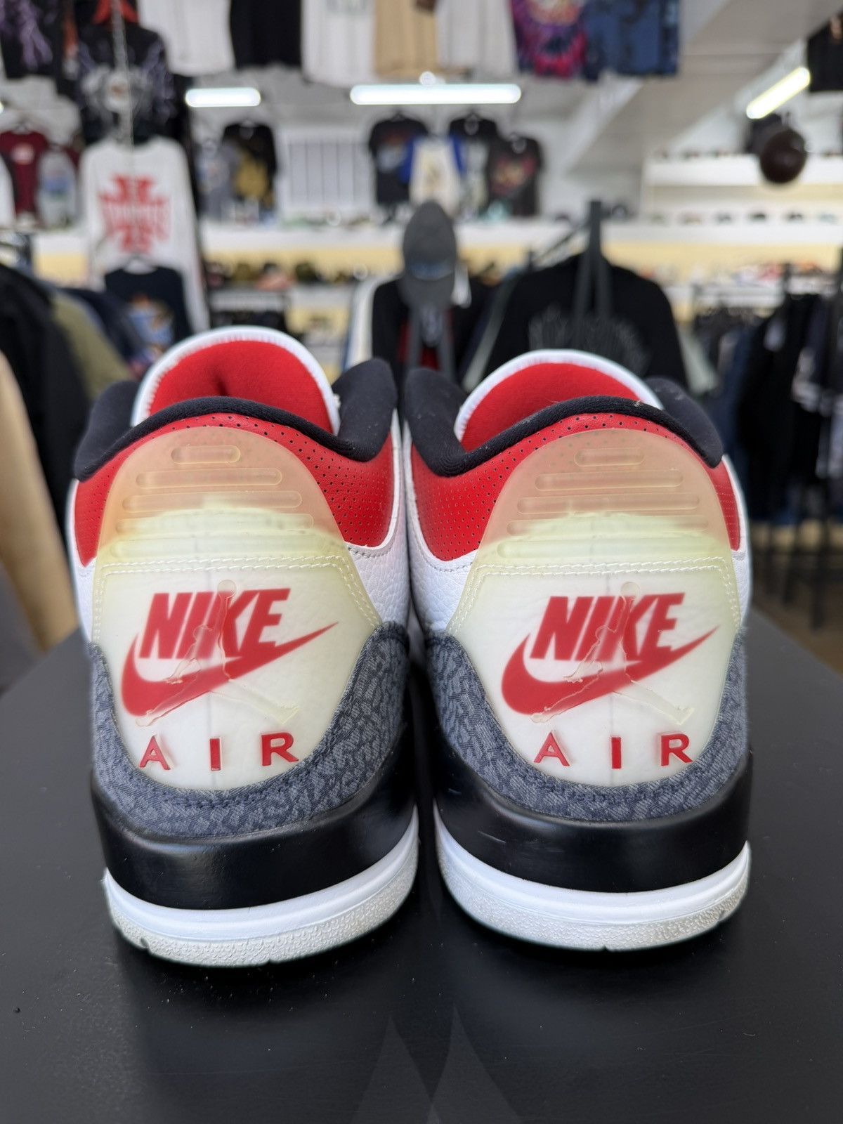 Japanese Brand Air Jordan 3 Fire Red Denim Size 13 (2020) Size US 13 / EU 46 - 5 Thumbnail