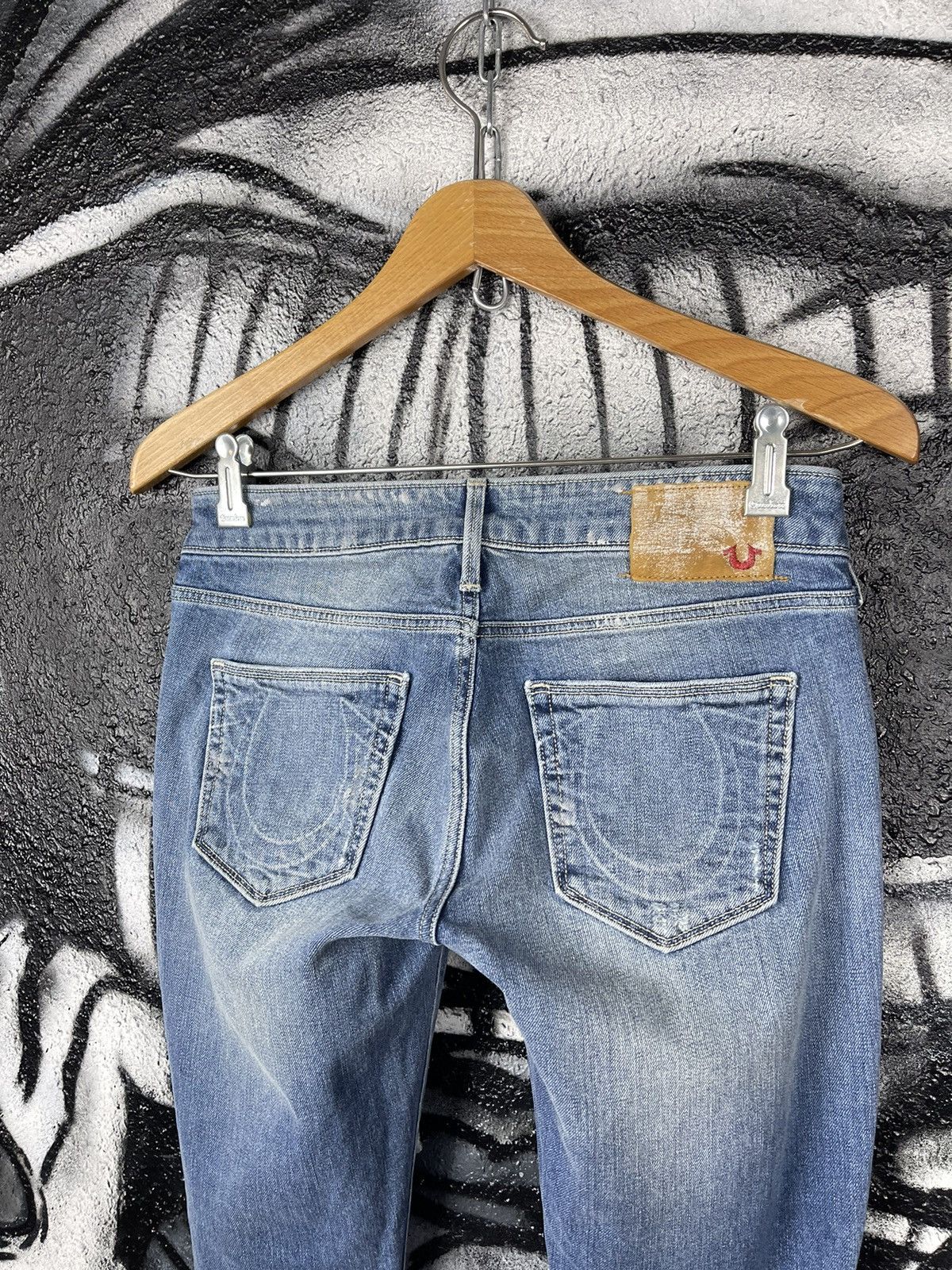 True Religion True Religion Shannon Distressed Denim Slim Jeans Women’s 26 Size 26" / US 2 / IT 38 - 10 Thumbnail