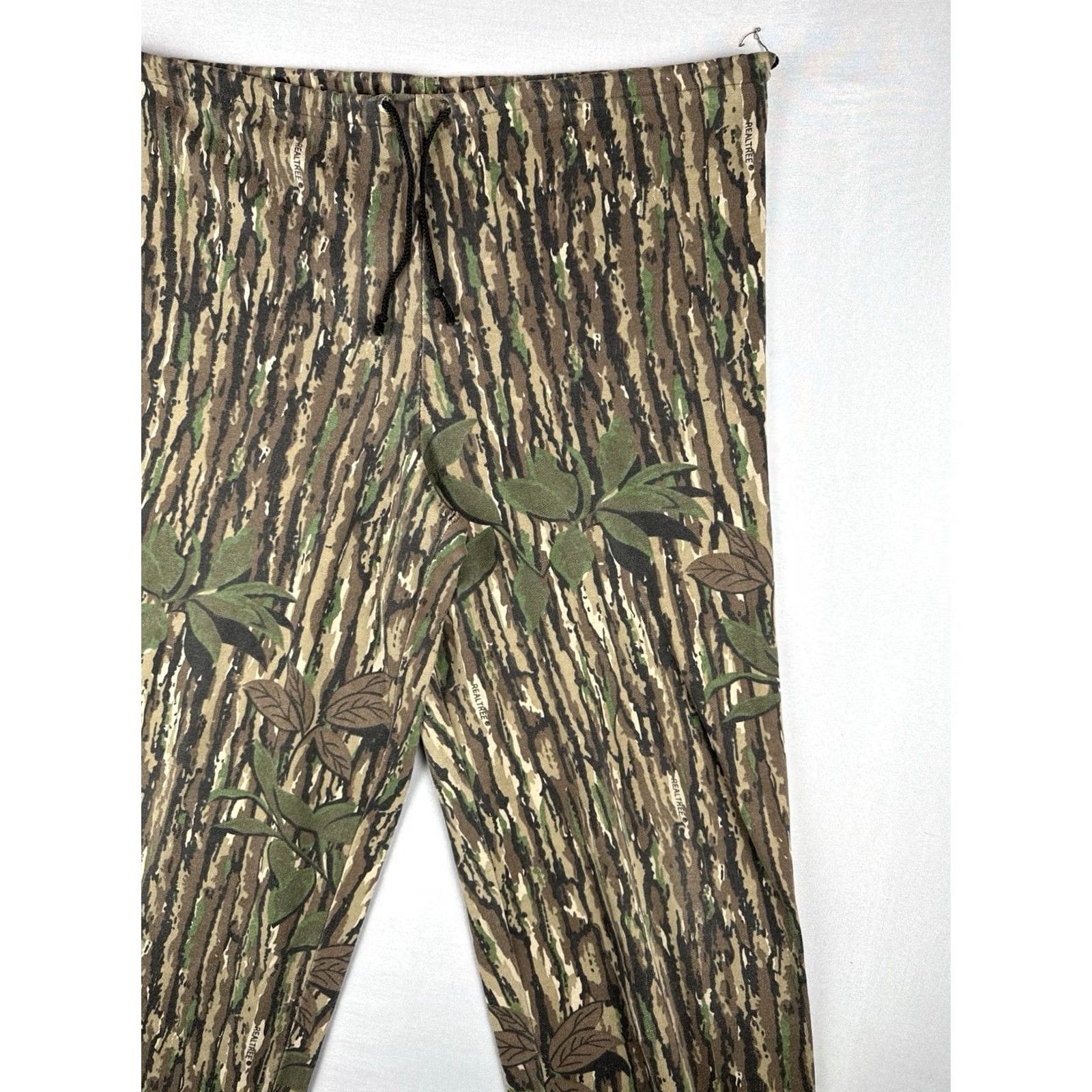 Vintage VINTAGE Realtree Camo Sweatpants USA Made Hunting Joggers L Mens Size US 33 - 6 Thumbnail