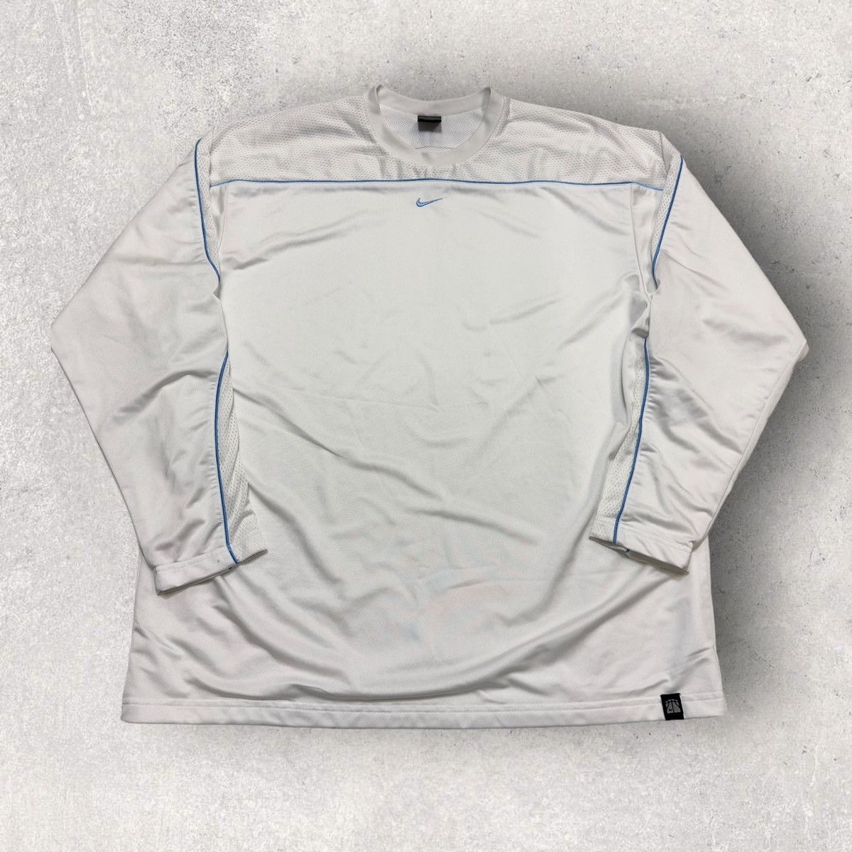 Vintage Nike long sleeve shirt