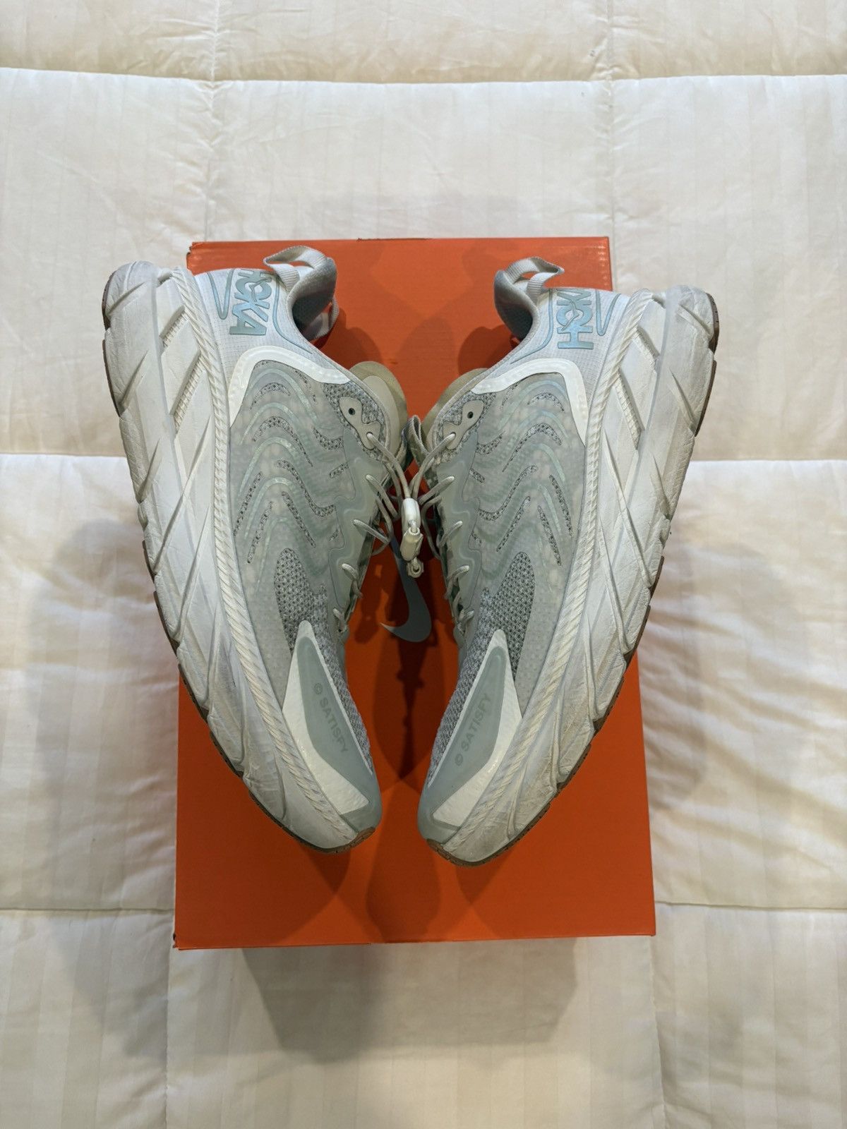 Hoka × Satisfy Satisfy Running Hoka One One Clifton LS Celadon Tint Size US 10 / EU 43 - 2 Thumbnail