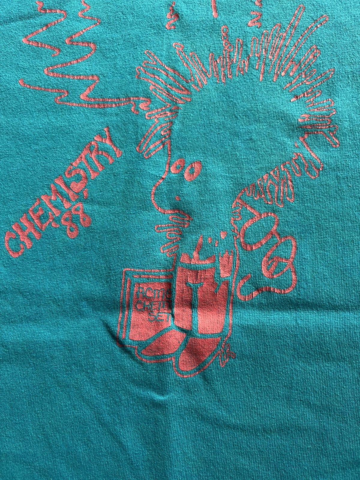 Arts & Science Vintage CHEMISTRY No Problem ! Acme Chem set 88’s Tshirt Size US M / EU 48-50 / 2 - 8 Thumbnail