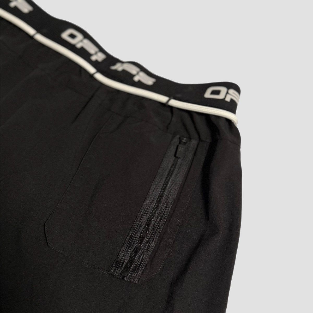 Off-White Off-White Active Shorts Black Size US 30 / EU 46 - 8 Thumbnail
