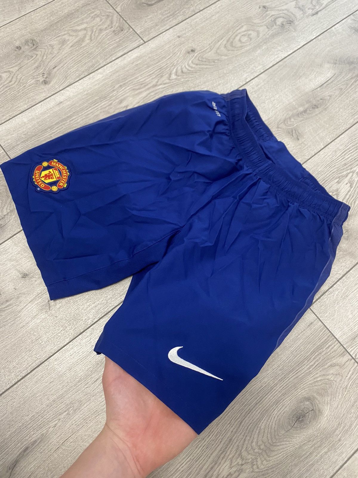 Nike × Vintage Vintage Nike shorts streetwear swoosh casual y2k size M Size US 32 / EU 48 - 1 Thumbnail