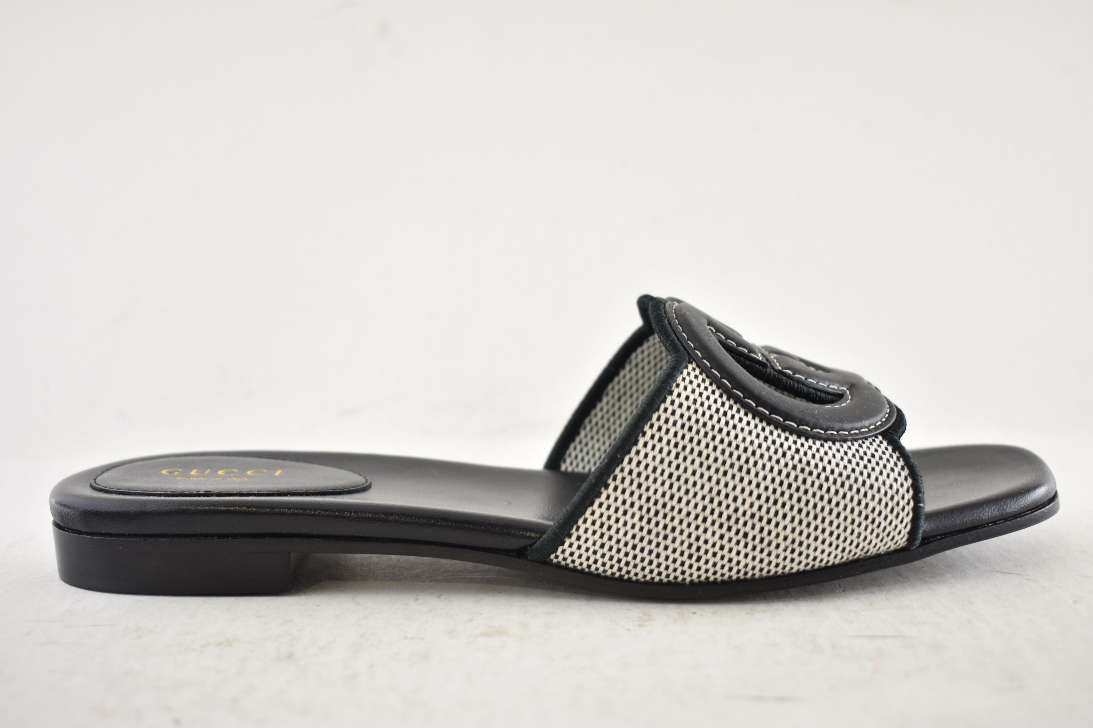 Gucci Gucci GG Interlocking Logo Canvas Flat Slide Sandal 42 Size US 12 / IT 42 - 2 Thumbnail
