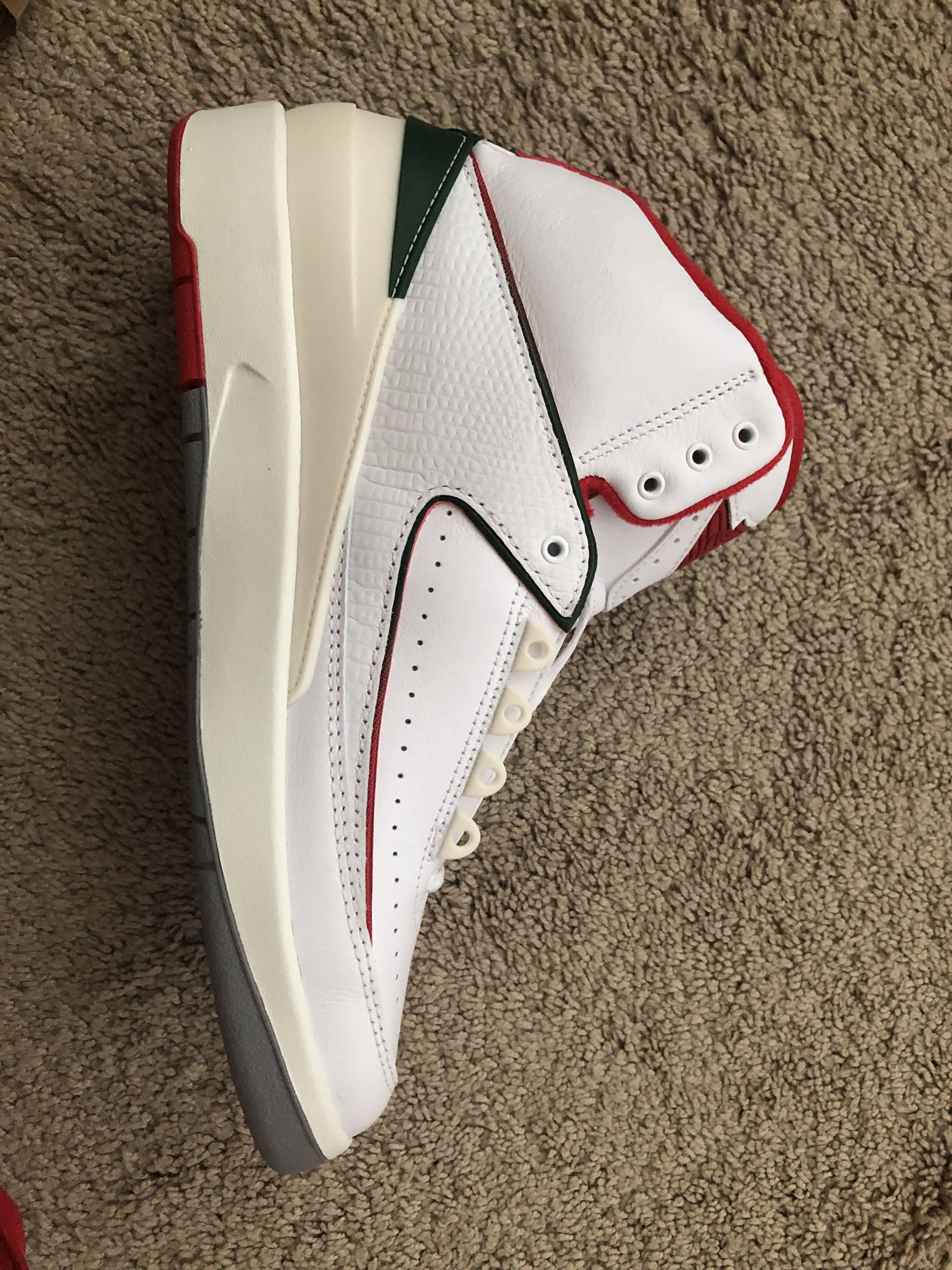 Jordan Brand × Nike Nike Air Jordan 2 Retro Italy Origins DR8884-101 Men's Sz 10 Size US 10 / EU 43 - 4 Thumbnail