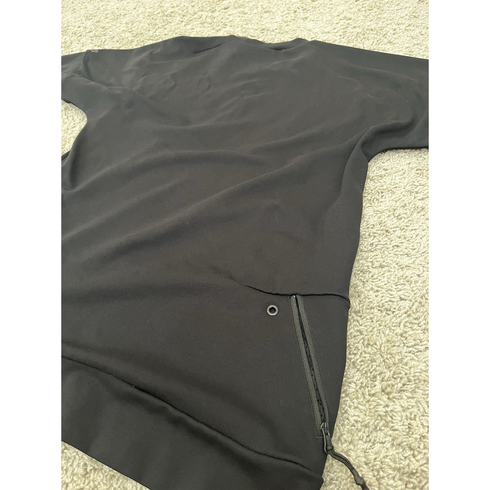 Adidas Adidas M Black Athletic Training Cycling Rear Zip Pocket Size US M / EU 48-50 / 2 - 4 Thumbnail