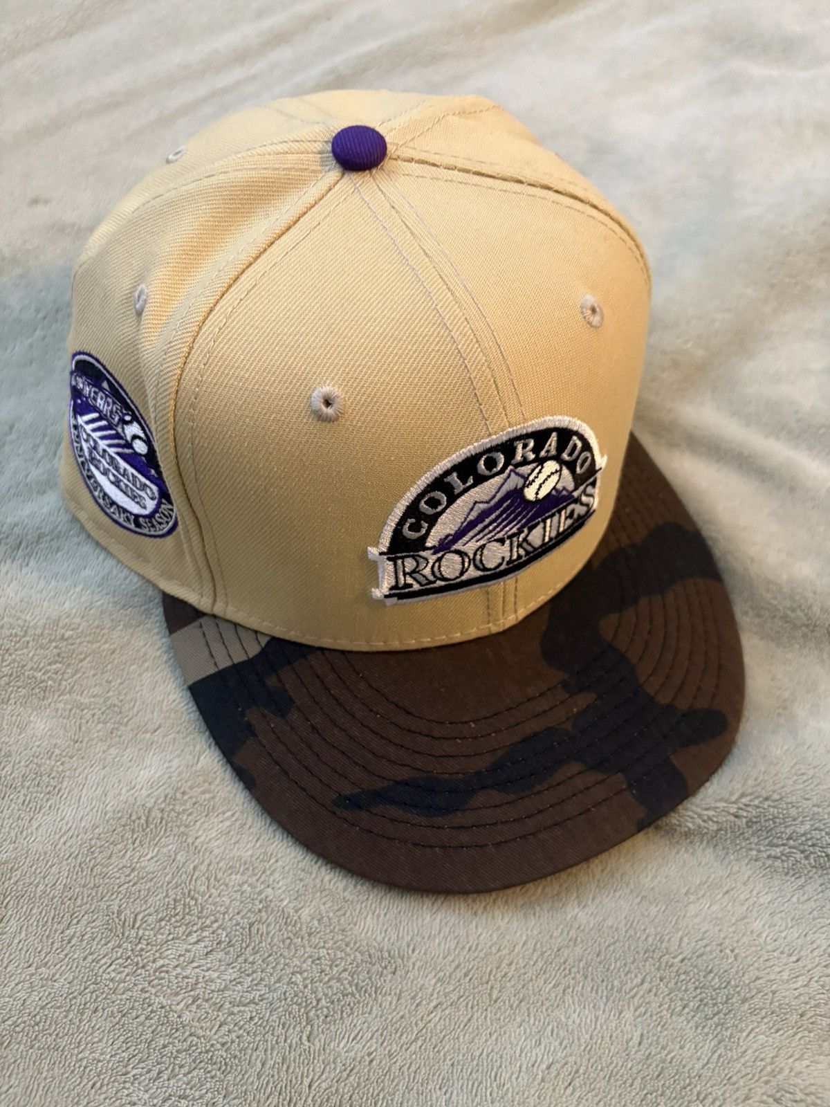 Lids × MyFitteds × New Era Colorado Rockies 7 3/8 Fitted Cap Size ONE SIZE - 1 Thumbnail