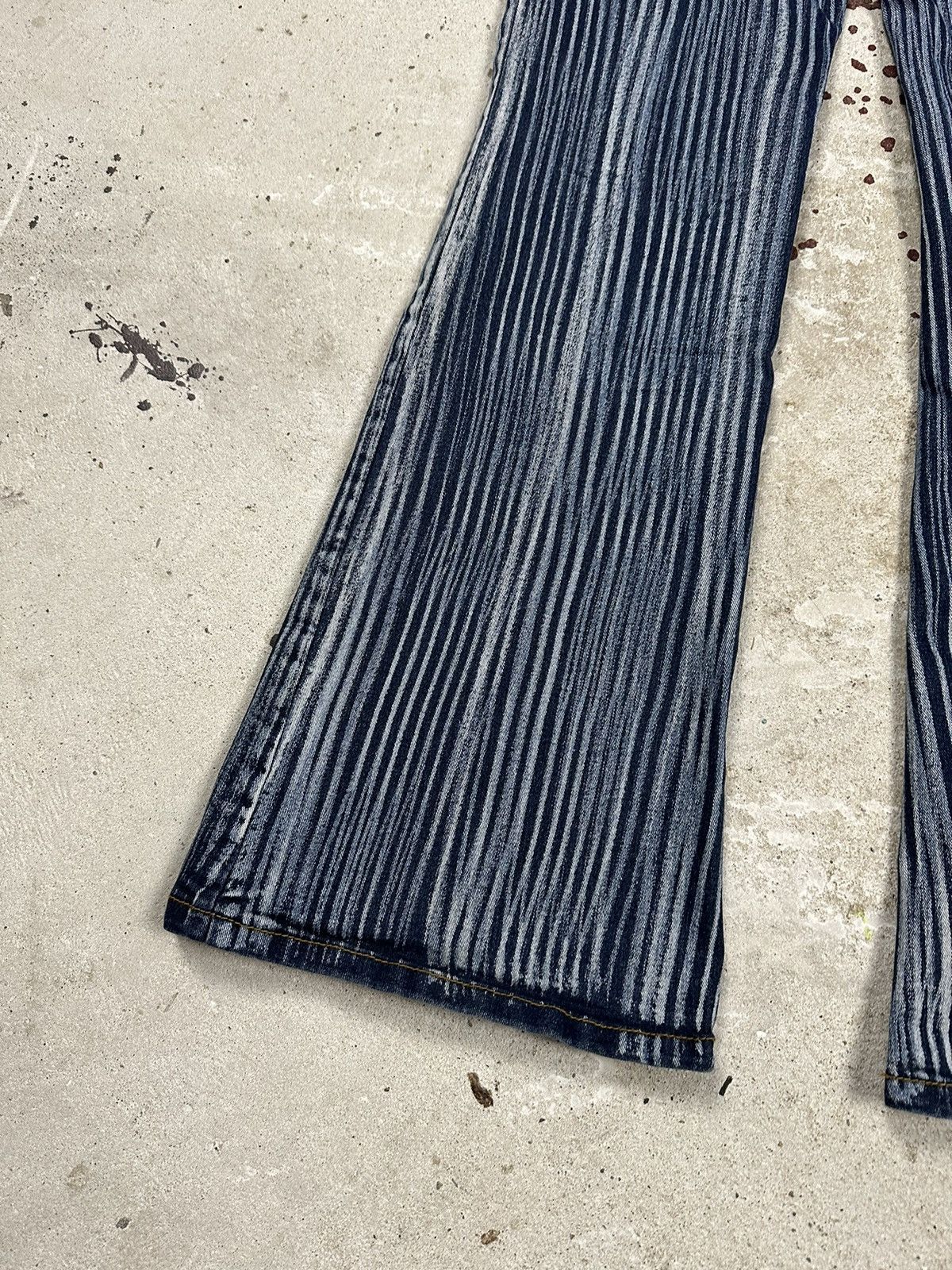 If Six Was Nine × Le Grande Bleu (L.G.B.) × Vintage Vintage Y2K Flare Wide Legs Striped Bootcut Pants Size US 27 - 8 Thumbnail