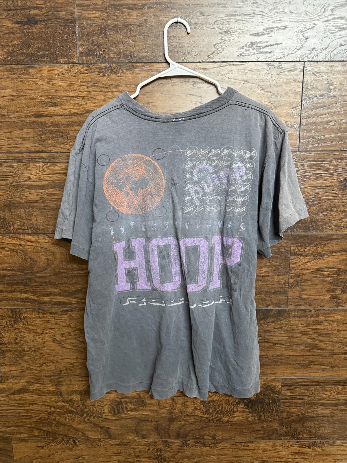 Designer VTG Reebok Pump T-shirt International Hoop Faded Size US XL / EU 56 / 4 - 1 Thumbnail