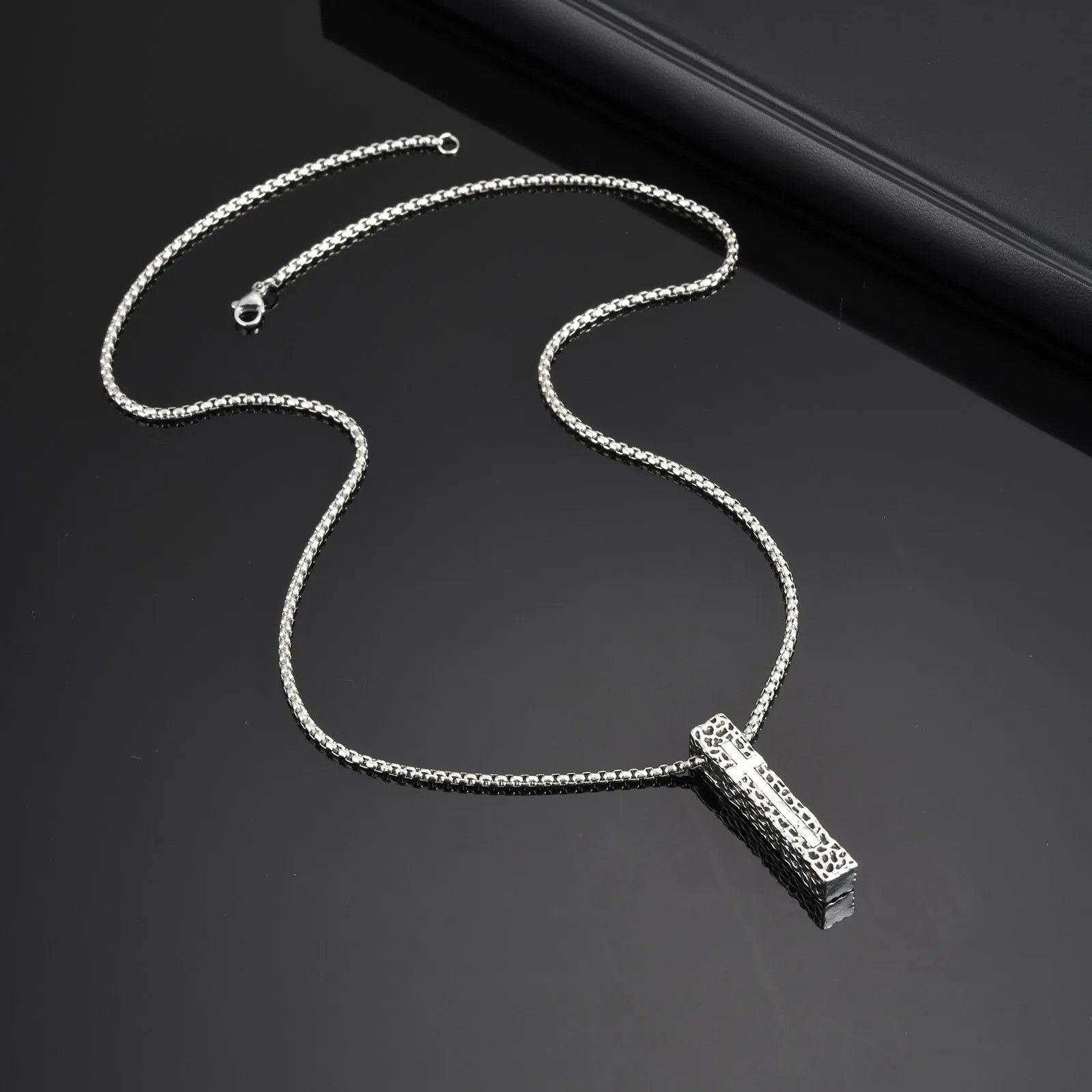 Jewelry Retro Vertical Bar Pendant Necklace Size ONE SIZE - 3 Thumbnail