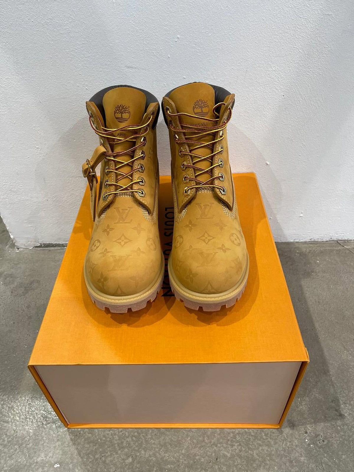 Louis Vuitton × Timberland Louis Vuitton X Timberland 6 Inch Louis Vuitton × Timberland Louis Vuitton X Timberland 6 Inch