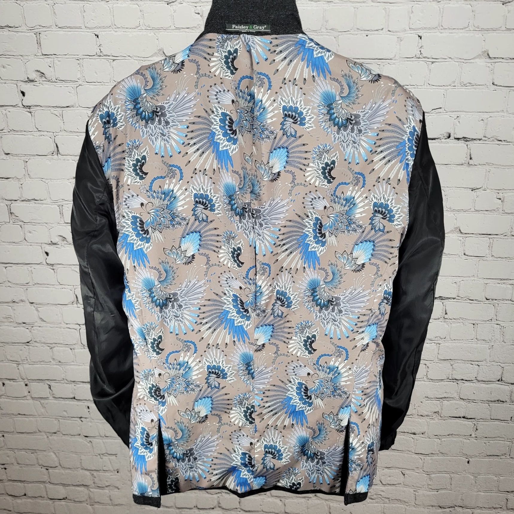 Vintage Paisley & Gray Herringbone Slim Fit Stretch Double Vented Sport Coat Size 46R Size US S / EU 44-46 / 1 - 6 Thumbnail