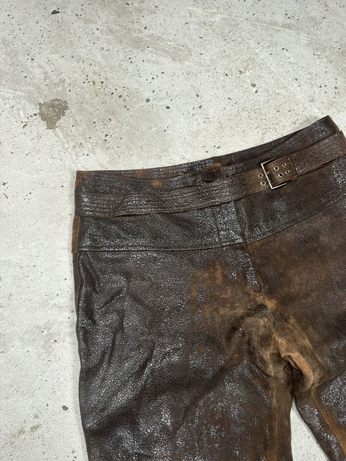 Roberto Cavalli AW2000 Roberto Cavalli Brown Leather Eroded Burnt Pants Size US 30 / EU 46 - 10 Thumbnail