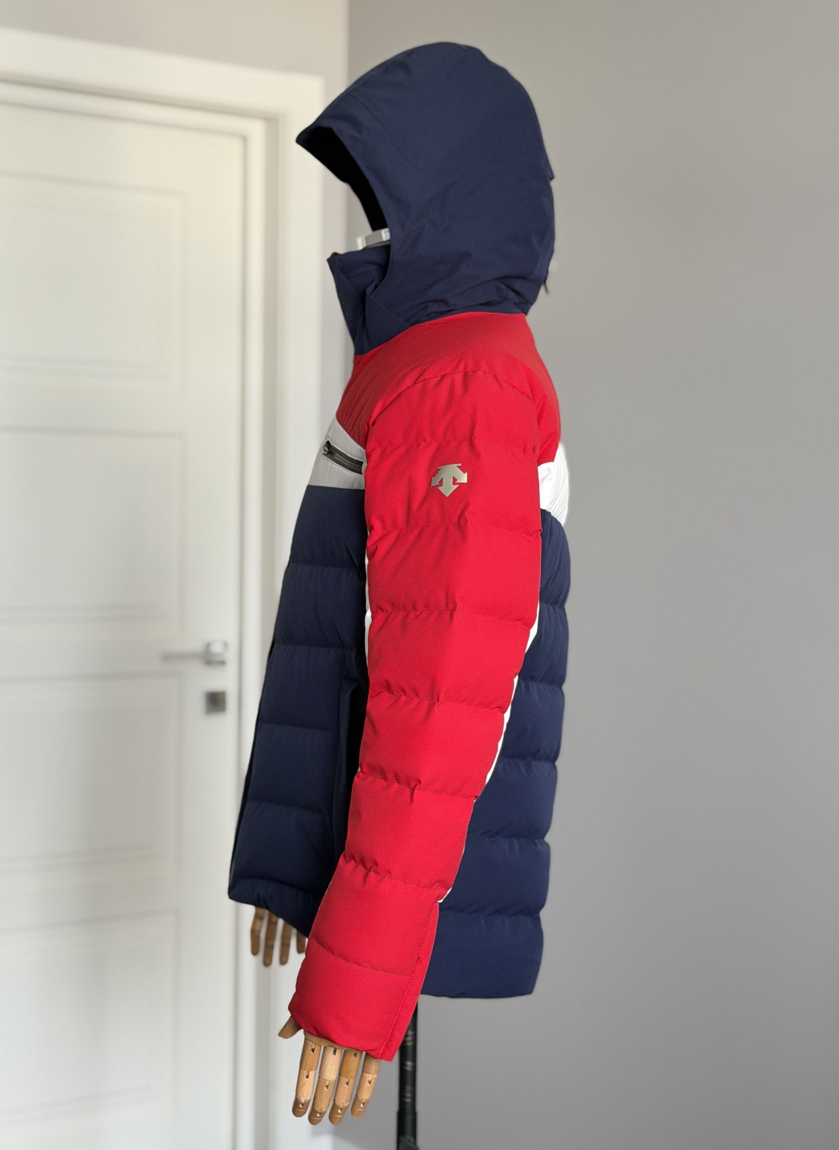 Descente DESCENTE Carter Ski Hooded Jacket Electric Red Dark Night Size US L / EU 52-54 / 3 - 5 Thumbnail