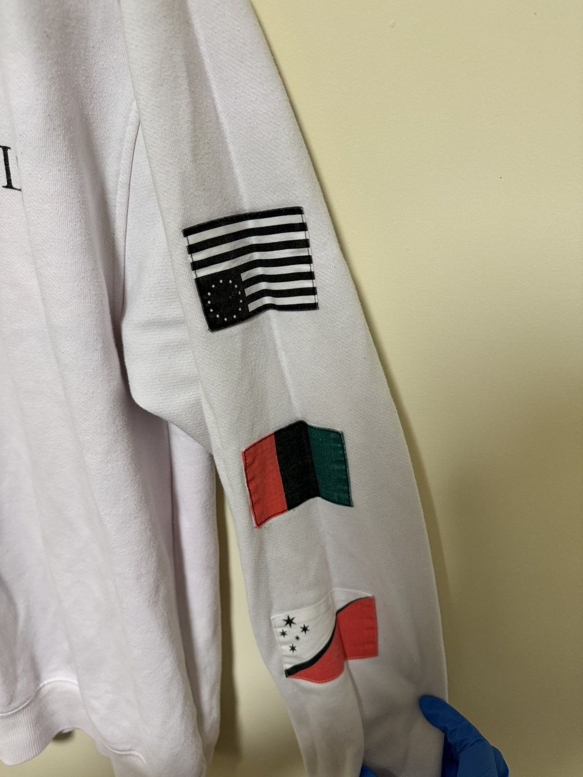 Black Scale Black Scale Iconic International Flags Sweater Size US L / EU 52-54 / 3 - 4 Thumbnail