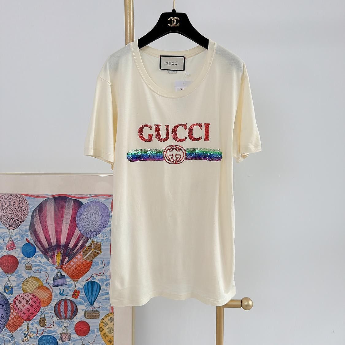 Gucci Gucci Sequined Logo T-Shirt White Size S Size S / US 4 / IT 40 - 1 Thumbnail