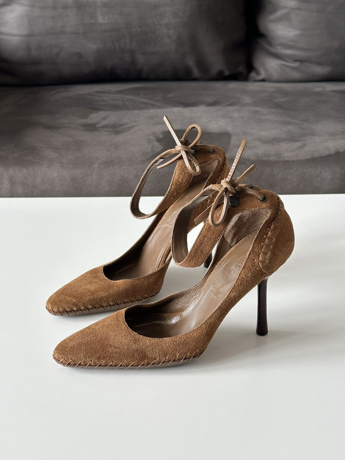 Gucci Gucci Suede Ankle Cuff Pointed Toe Brown D'orsay Pumps Heels Size US 6 / IT 36 - 1 Thumbnail