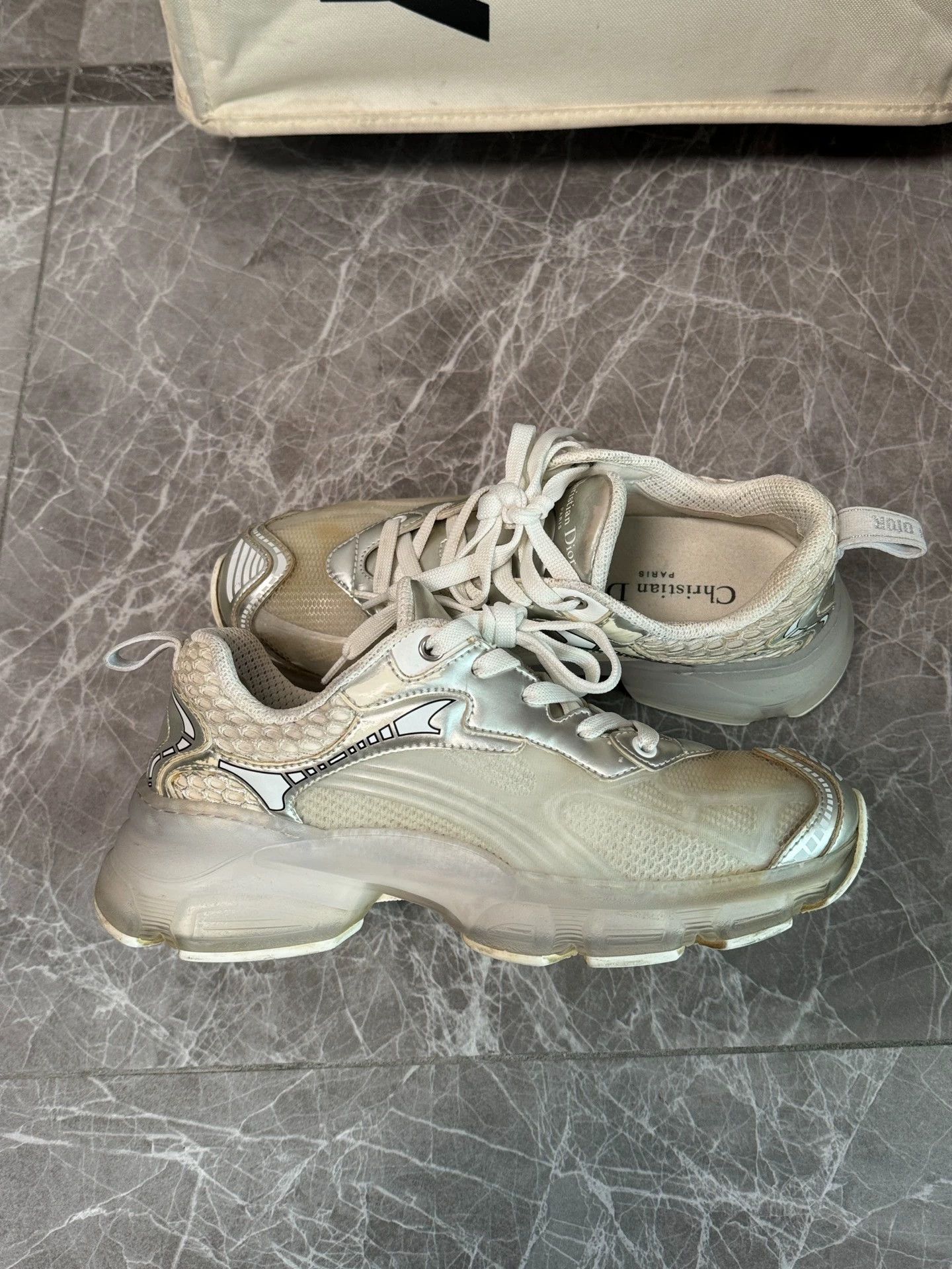 Dior Dior Vibe Silver Dior Star Sneaker Wmns 36.5 Size US 6 / IT 36 - 6 Thumbnail