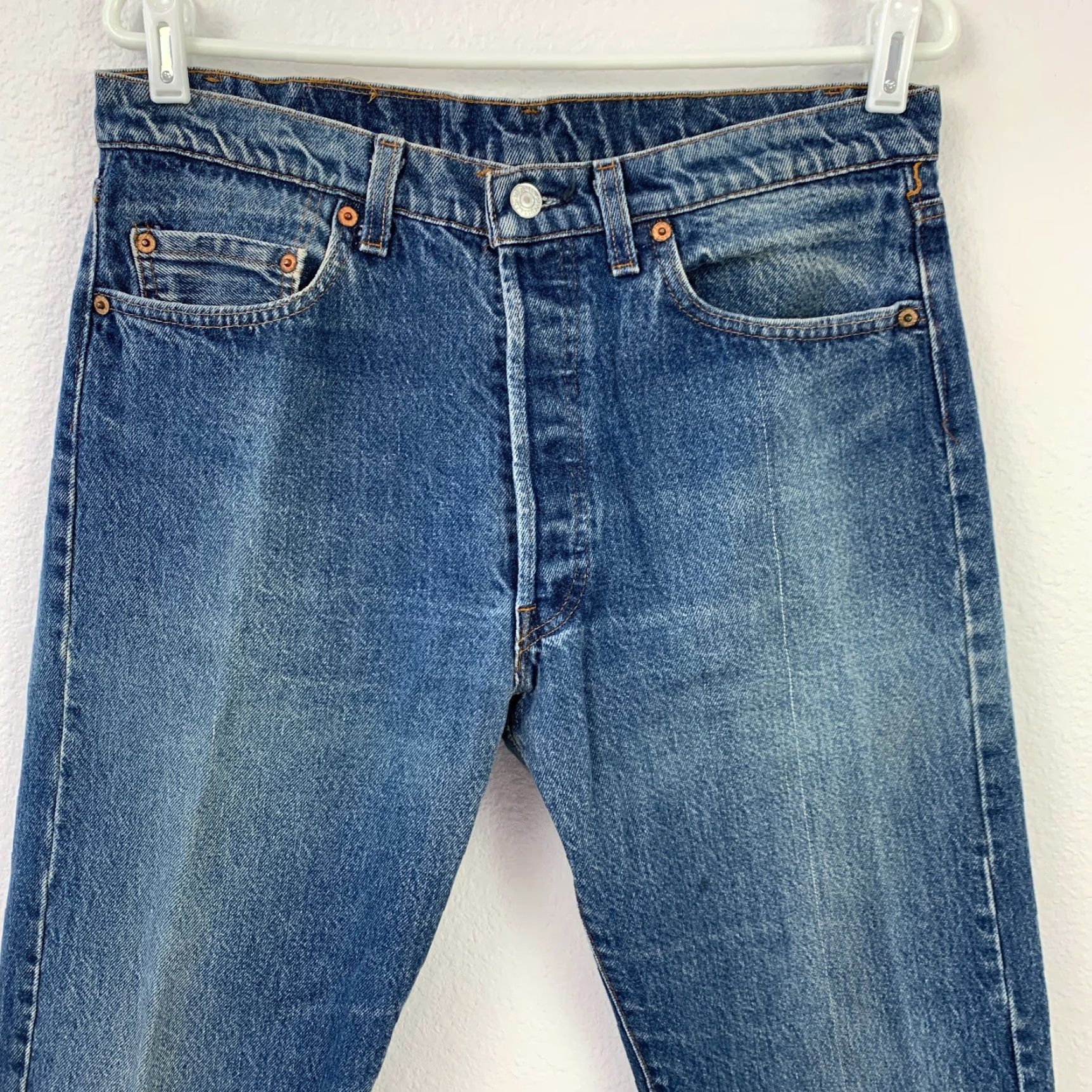 Levi's VINTAGE Levi's Jean Levi Strauss Button Fly 501 XX 34x38 32.5 Inseam Blue Denim Men Jeans Medium Wash 100% Cotton Size US 38 / EU 54 - 2 Thumbnail