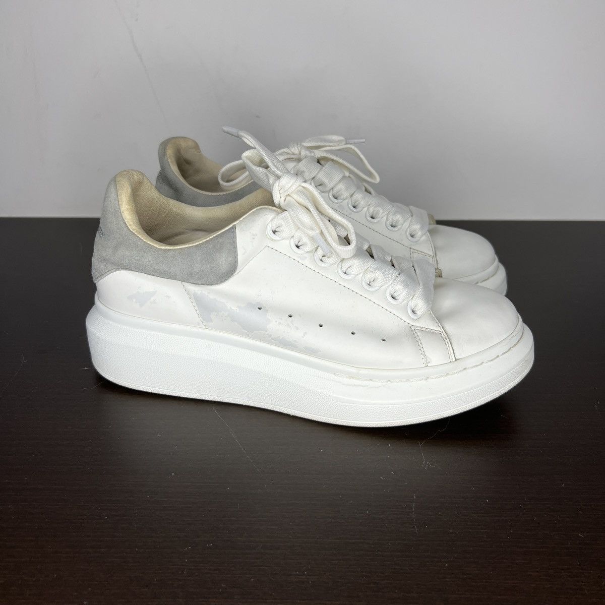 Alexander McQueen × MCQ Alexander Mcqueen Sneakers Shoes Oversized Trainers White Size US 7 / IT 37 - 3 Thumbnail