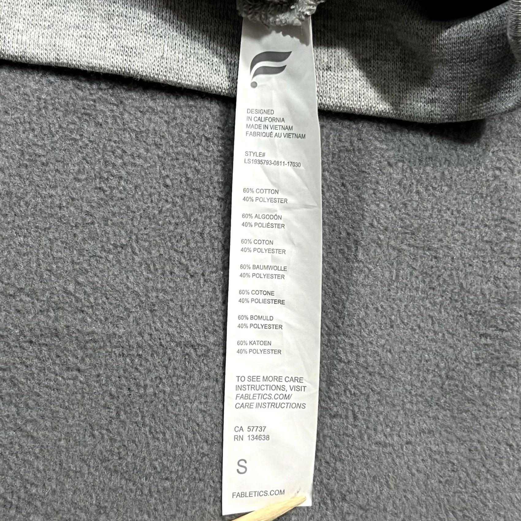 Fabletics Fabletics Sweatshirt Womens Size Small Gray Zaylee Cross Front Off Shoulder NWT Size S / US 4 / IT 40 - 8 Thumbnail