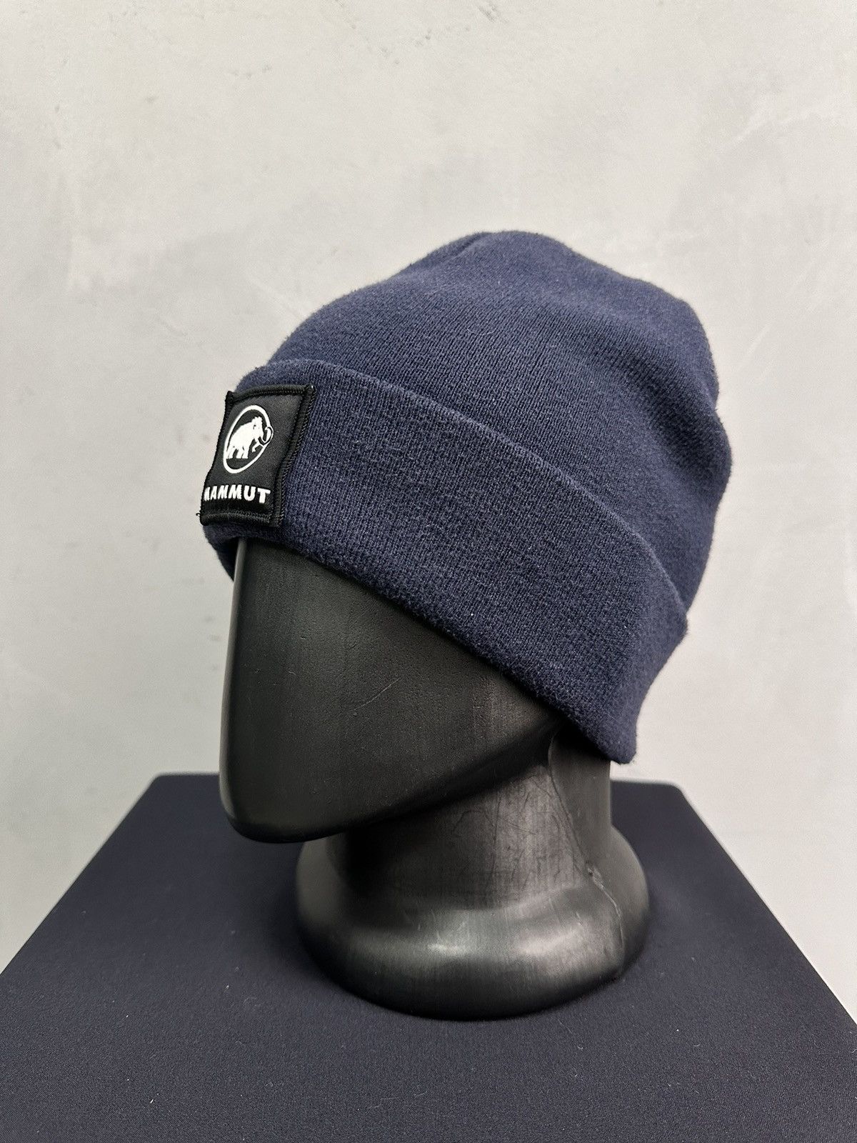Mammut Beanie Mammut Wow 😻 Vintage Y2K Outdoor Hats Fur Streetwear Size ONE SIZE - 2 Thumbnail