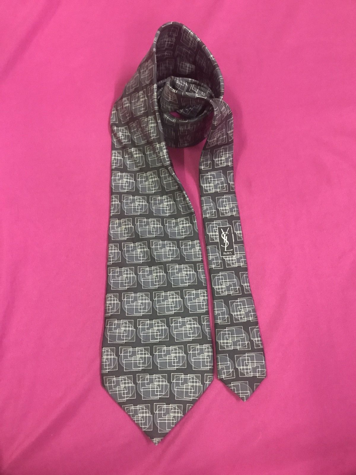 Designer × Yves Saint Laurent yves saint laurent ysl men's vintage 100% silk nectieTIE Size ONE SIZE - 2 Thumbnail