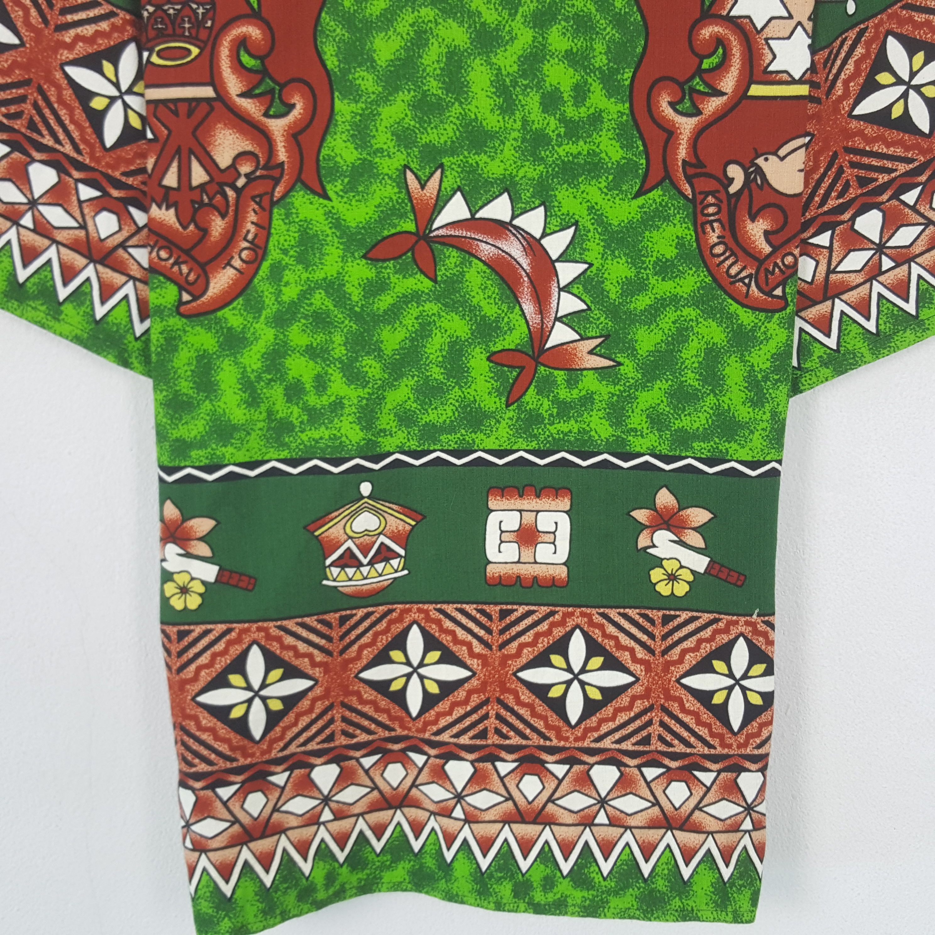 Designer Vintage Tonga Tiki Hawaiian Australia Button Up Shirt Size US L / EU 52-54 / 3 - 4 Thumbnail