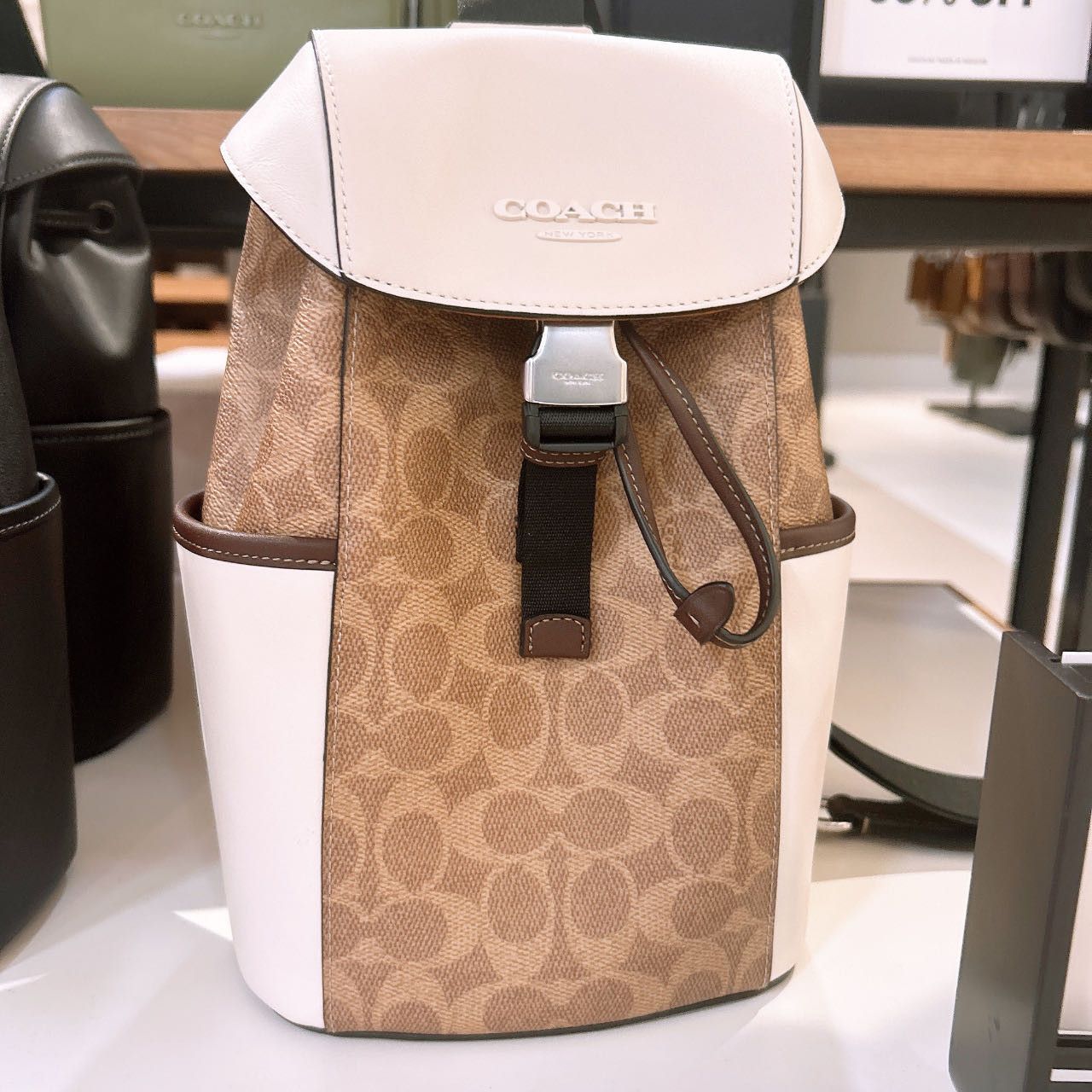 Coach Racer Pack In Signature Colorblock CT752 Size ONE SIZE - 1 Thumbnail