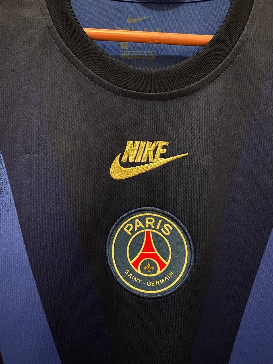 Nike Nike x Paris Saint-Germain (PSG) Soccer Jersey Size M Size US M / EU 48-50 / 2 - 7 Thumbnail