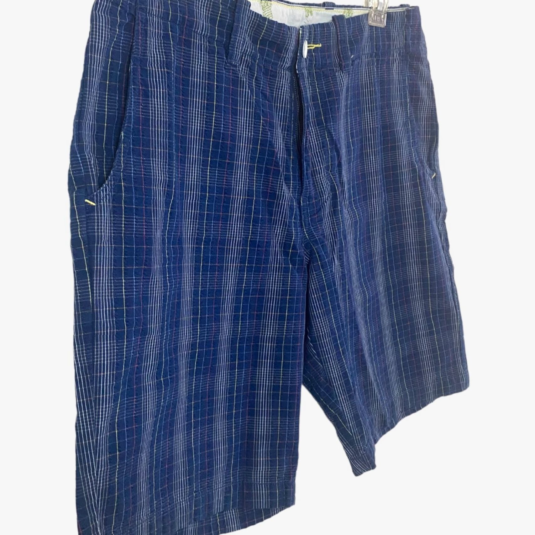 Tommy Bahama VINTAGE Tommy Bahama Relax Seersucker Flat Front Shorts Blue Plaid Mens Size 32 Size US 32 / EU 48 - 3 Thumbnail